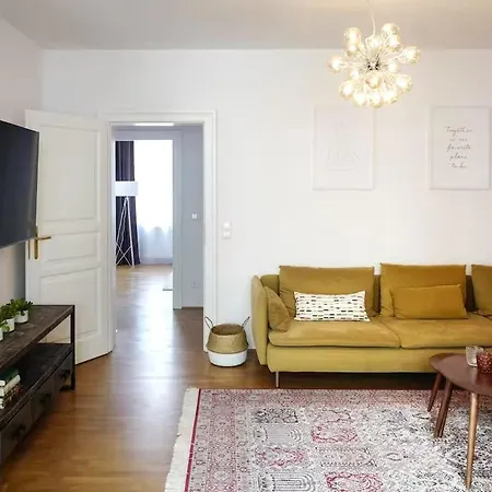 Hoheluft Infinity Selbst-Check-In Apartment